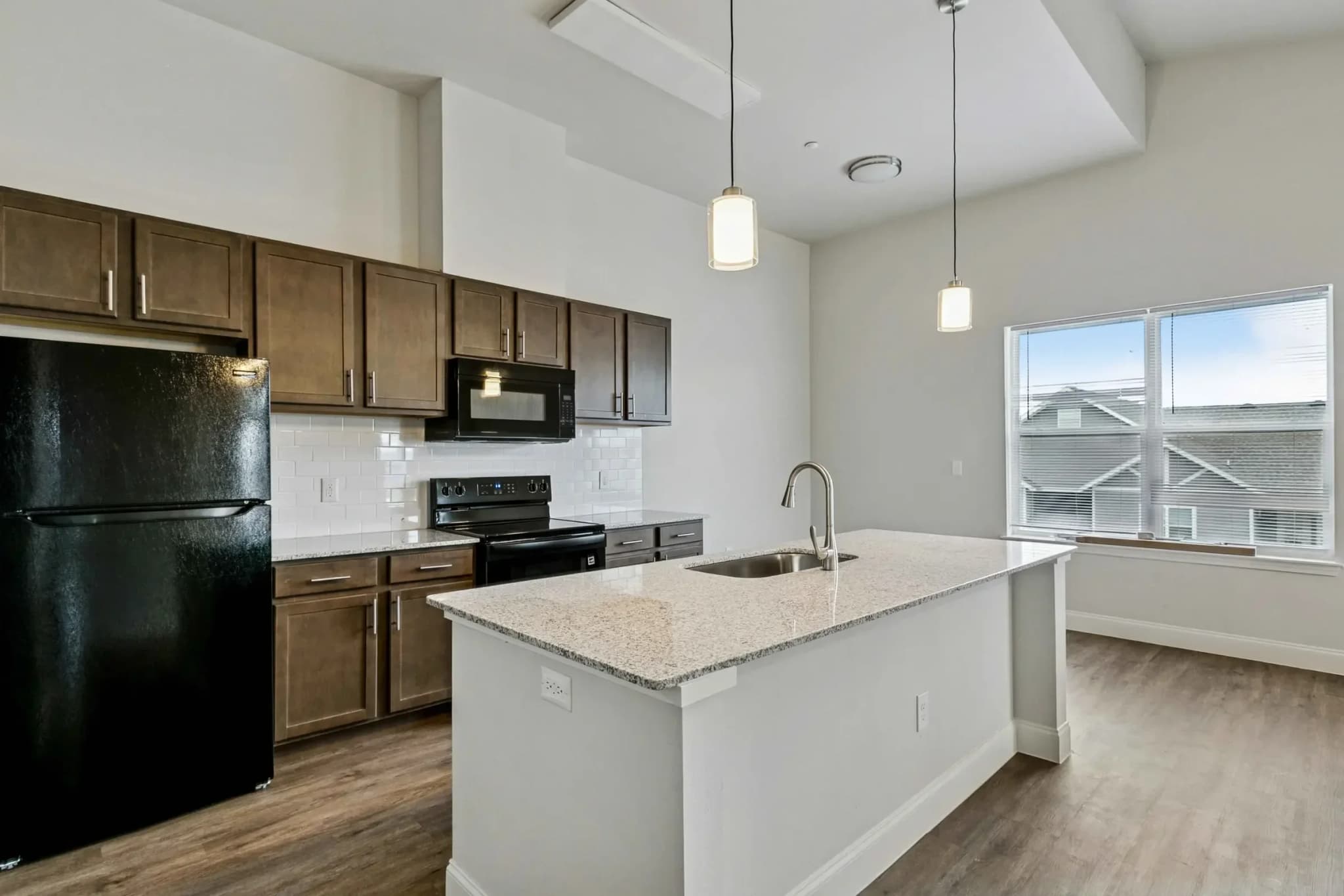 Sherwood Oaks Apartments photo 4
